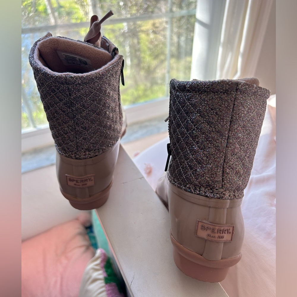 NIB Sperry Saltwater Sequin Duck Boot - Picture 8 of 8
